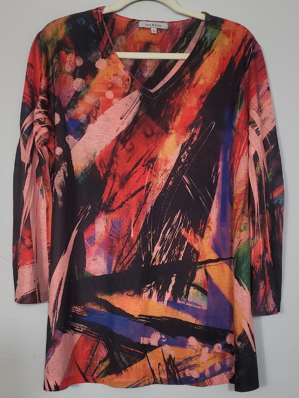 Jess & Jane Wearable Art Tunic Top Size L Red Paint Stroke V-Neck Made USA